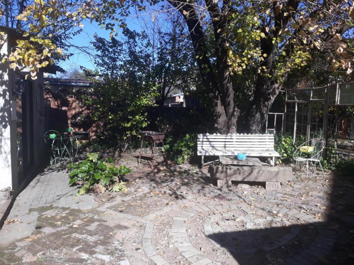 The Green Acorn Guest House Ficksburg Eksteriør bilde